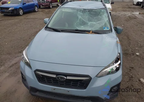 2018 Subaru Crosstrek 2.0I Premium из США, поврежденный, VIN JF2GTADC4J8211173